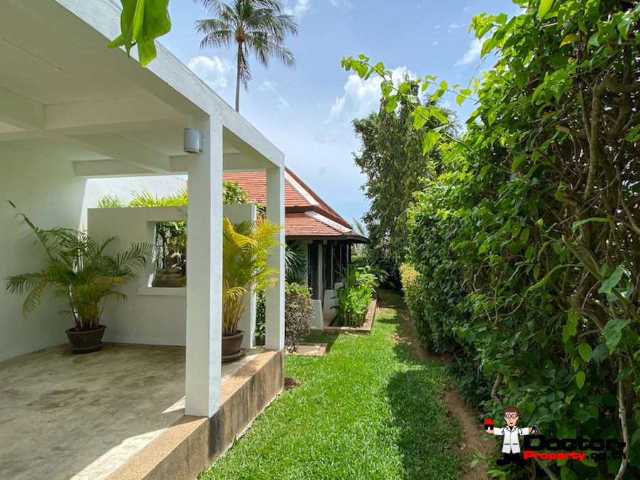 Asian Style 2 Bedroom Villa, near Bangrak Beach, Koh Samui – For Sale